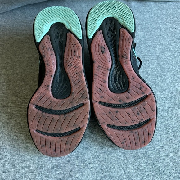 Under Armour women’s Charged Breathe black training shoes size 7.5 - Picture 4 of 5